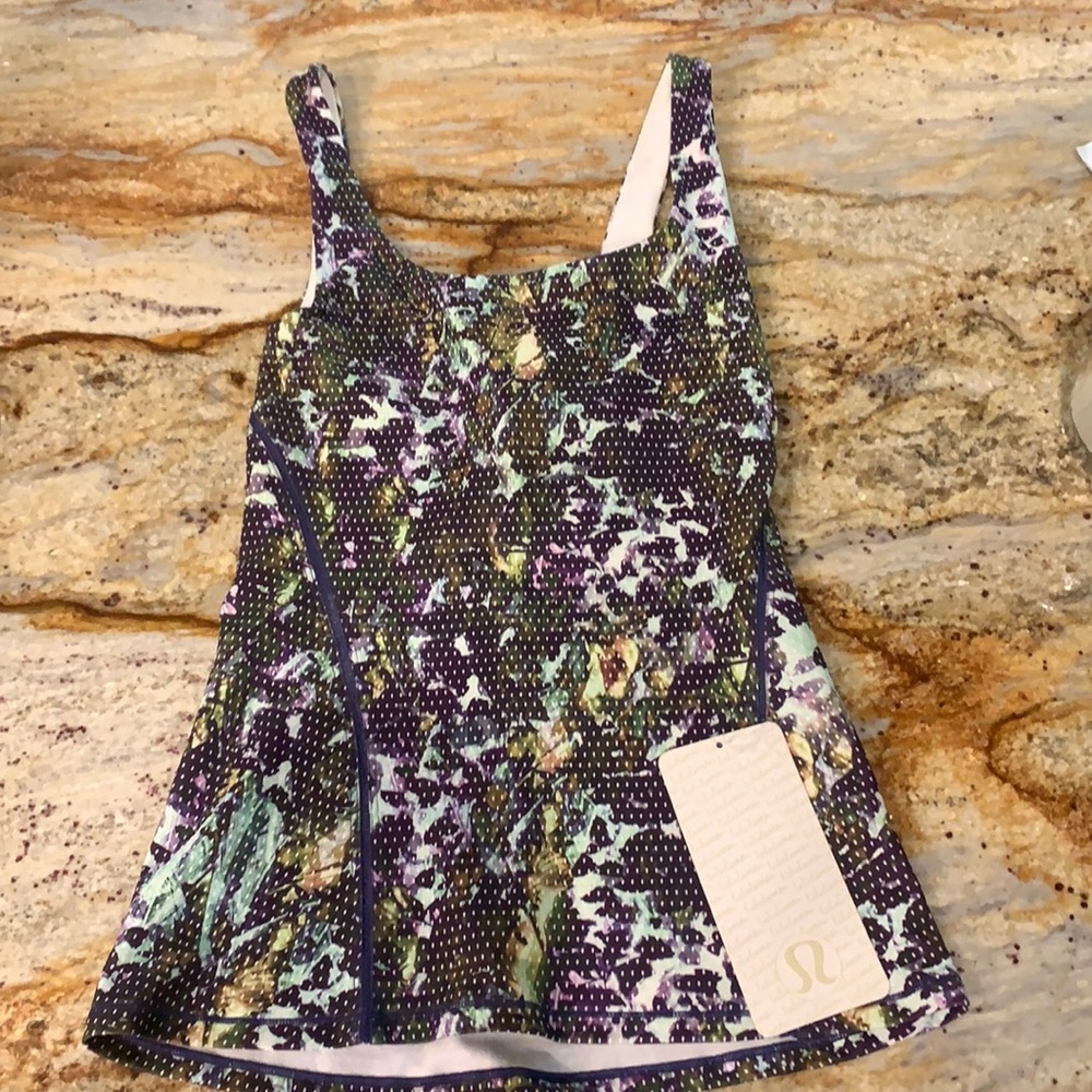 Lulu lemon athletic Amala Tank, brand new, size 2